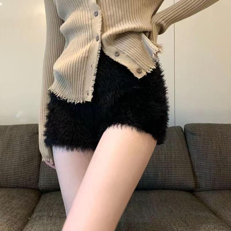 High Waist Plain Fluffy Knit Shorts Product Image