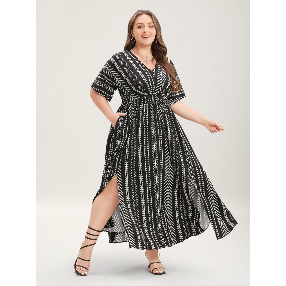 Plus Size Solid Geometric Dolman Sleeve Pocket Shirred Split Hem Dress Black Women Resort Non V-neck Half Sleeve Curvy Long Dress BloomChic 10/M Product Image