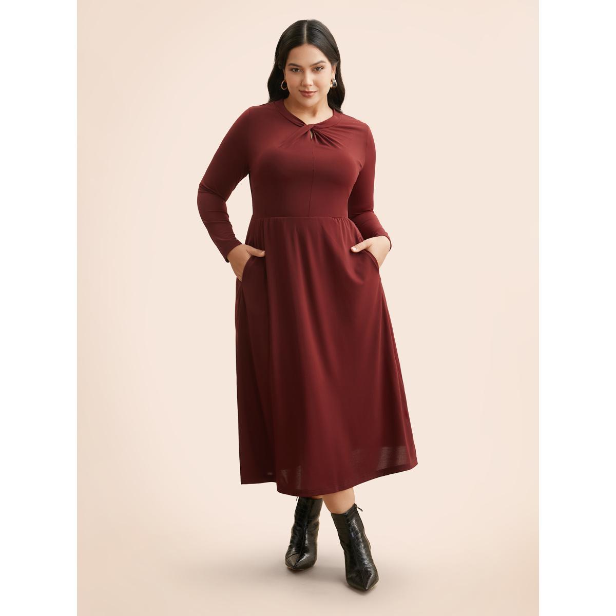 Plus Size Plain Twist Neck Midi Dress Burgundy Women At the Office Twist Asymmetrical Neck Long Sleeve Curvy BloomChic 22-24/3X Product Image