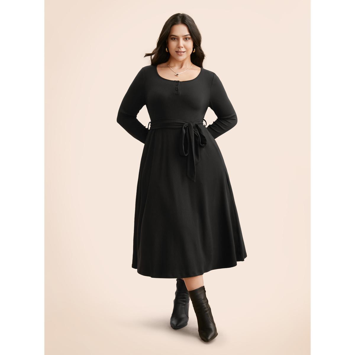 Plus Size Solid Waist Tie Midi Dress Black Women Casual Texture Knit Dresses Bloomchic 10/M Product Image