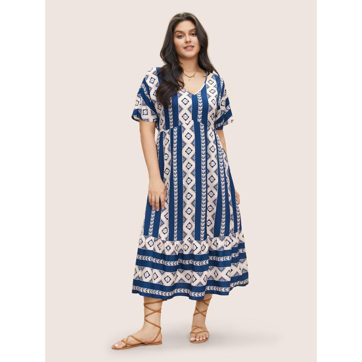 Plus Size Bandana Print Patchwork Elastic Waist Dress DarkBlue Women Resort Non V-neck Short sleeve Curvy Midi Dress BloomChic 30/6X Product Image