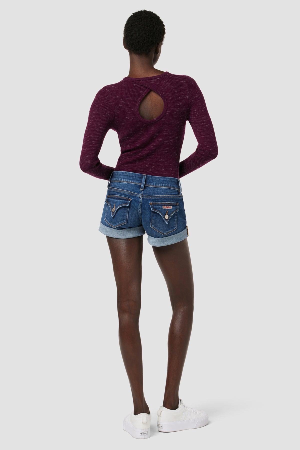 Croxley Mid-Rise Short Female Product Image