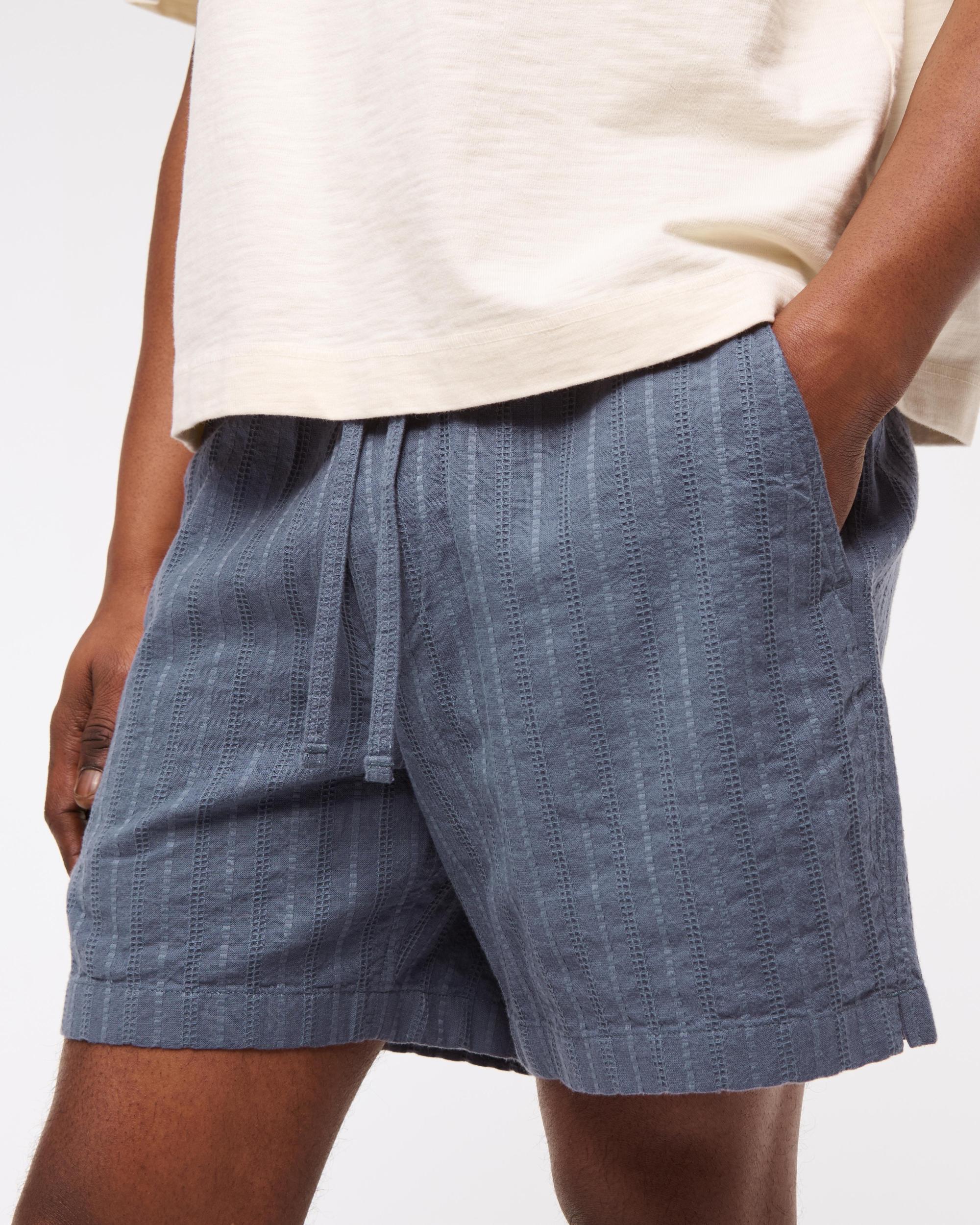 Cotton Texture Pull-On Short Product Image