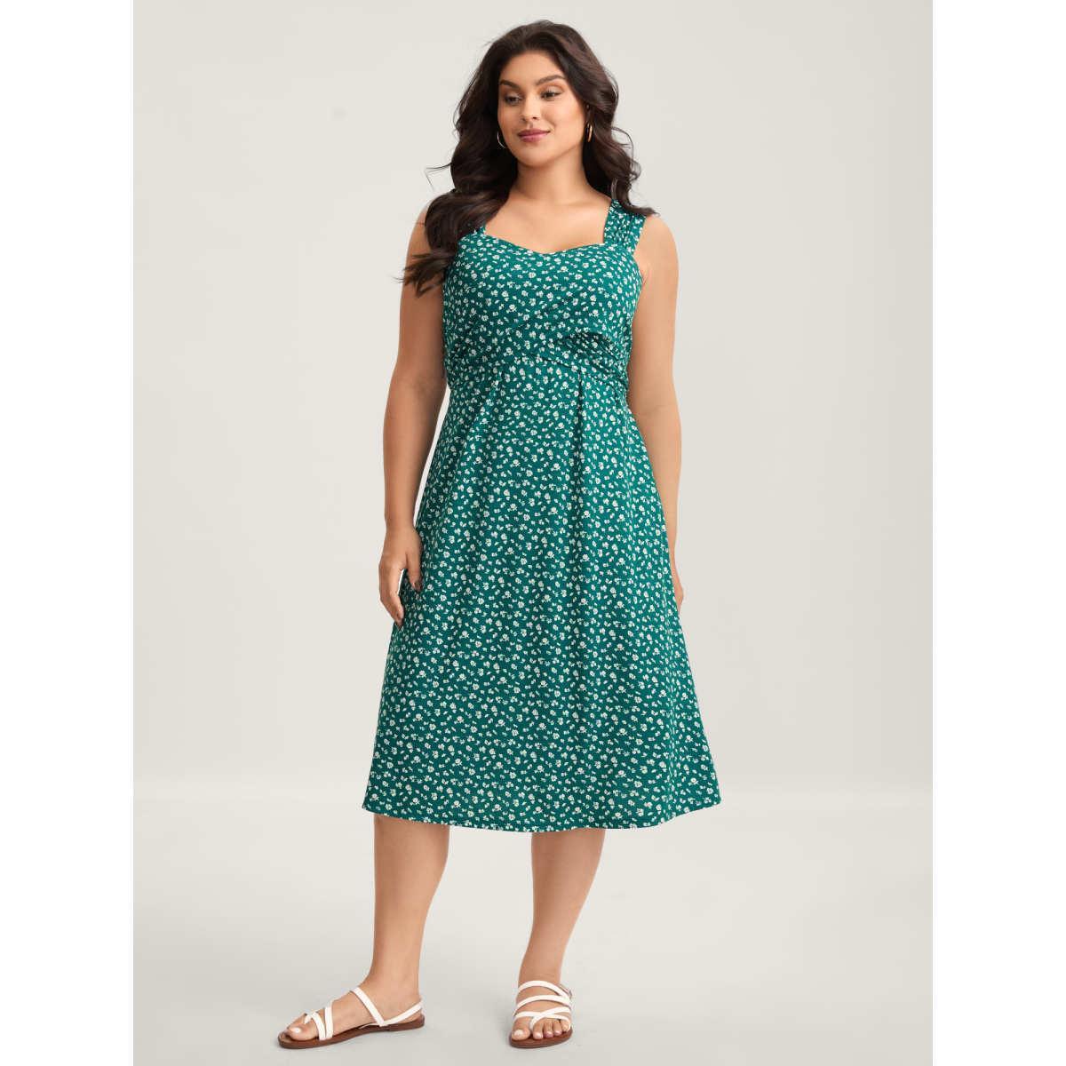 Plus Size Ditsy Floral Print Knit Pockets Midi Dress Emerald Women Heart neckline Sleeveless Curvy BloomChic 26/4X Product Image