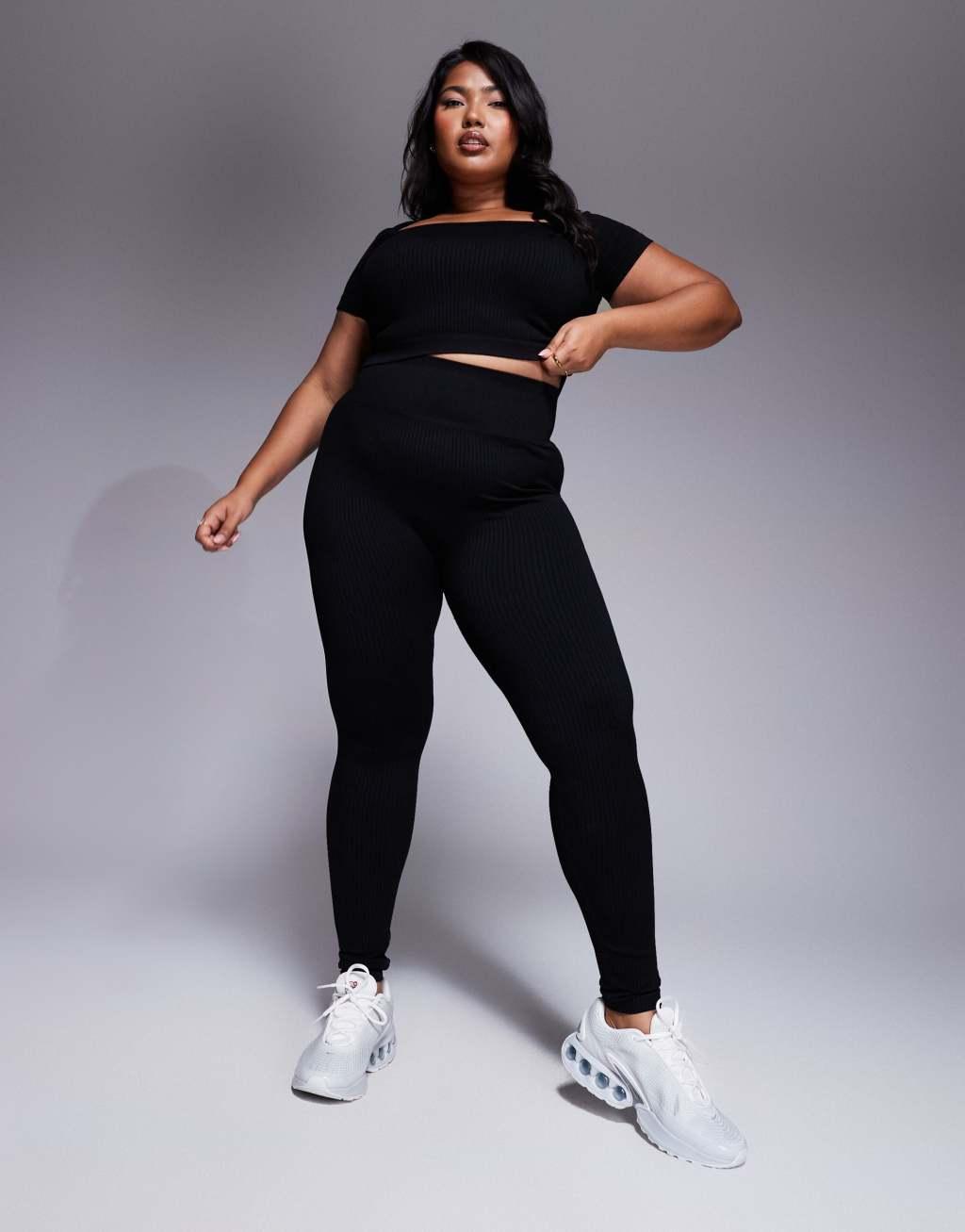 4505 Curve Icon seamless rib knit gym leggings in black  Product Image
