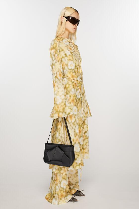 Musubi shoulder bag Product Image