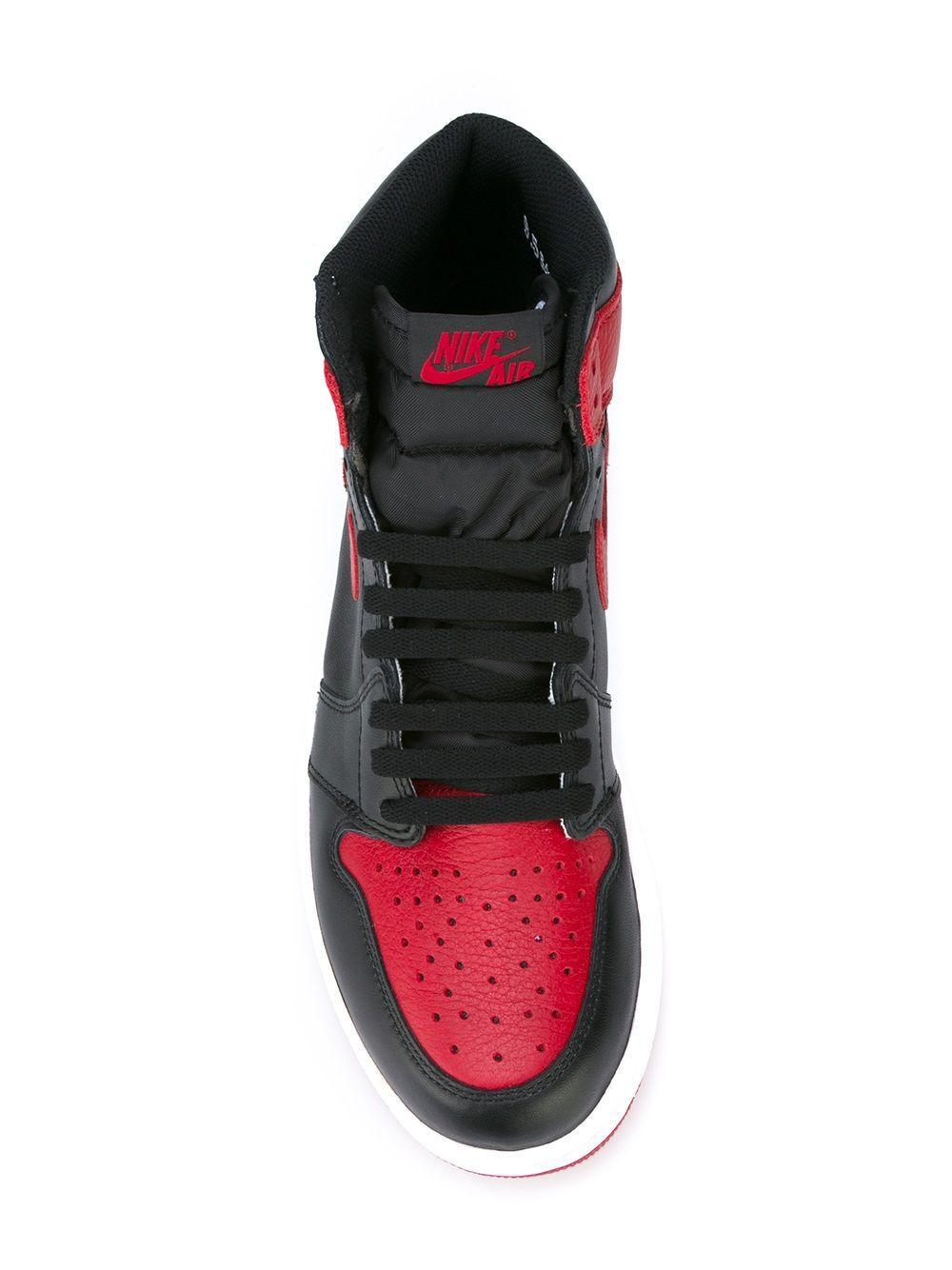 Air Jordan 1 Retro High OG "Banned/Bred" sneakers Product Image