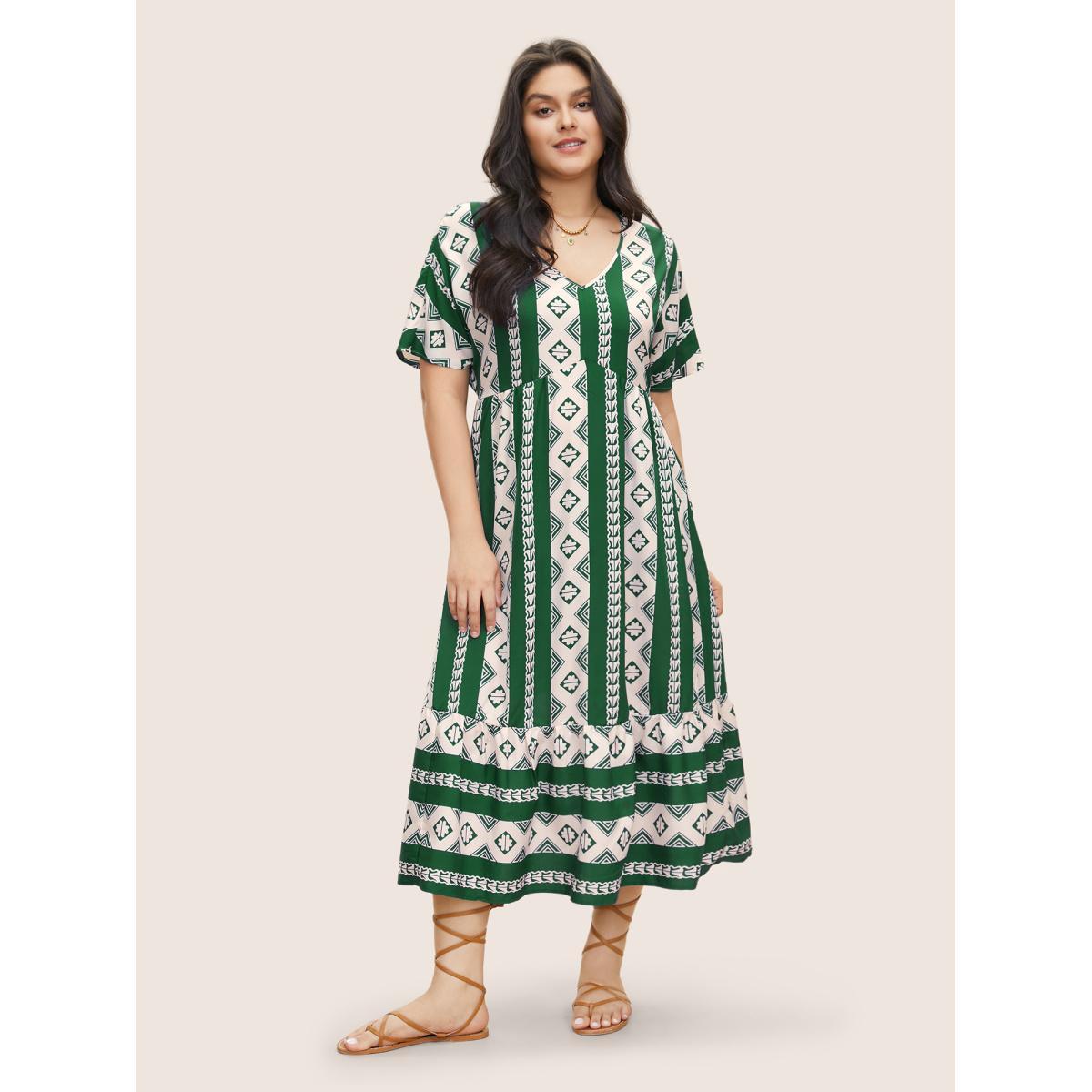 Plus Size Bandana Print Patchwork Elastic Waist Dress DarkGreen Women Resort Non V-neck Short sleeve Curvy Midi Dress BloomChic 22-24/3X Product Image