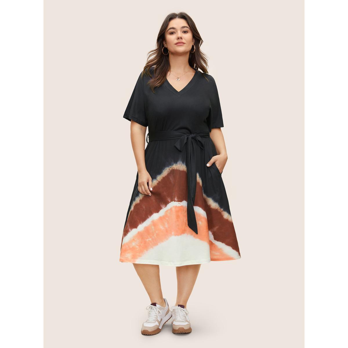 Plus Size V Neck Tie Dye Contrast Belted Dress Black Women Casual Non V-neck Short sleeve Curvy Midi Dress BloomChic 26/4X Product Image