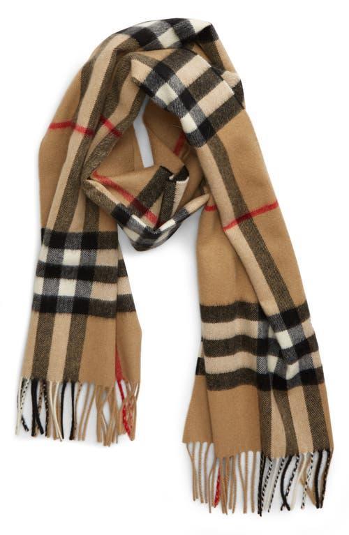 Mens The Classic Giant Check Cashmere Scarf Product Image
