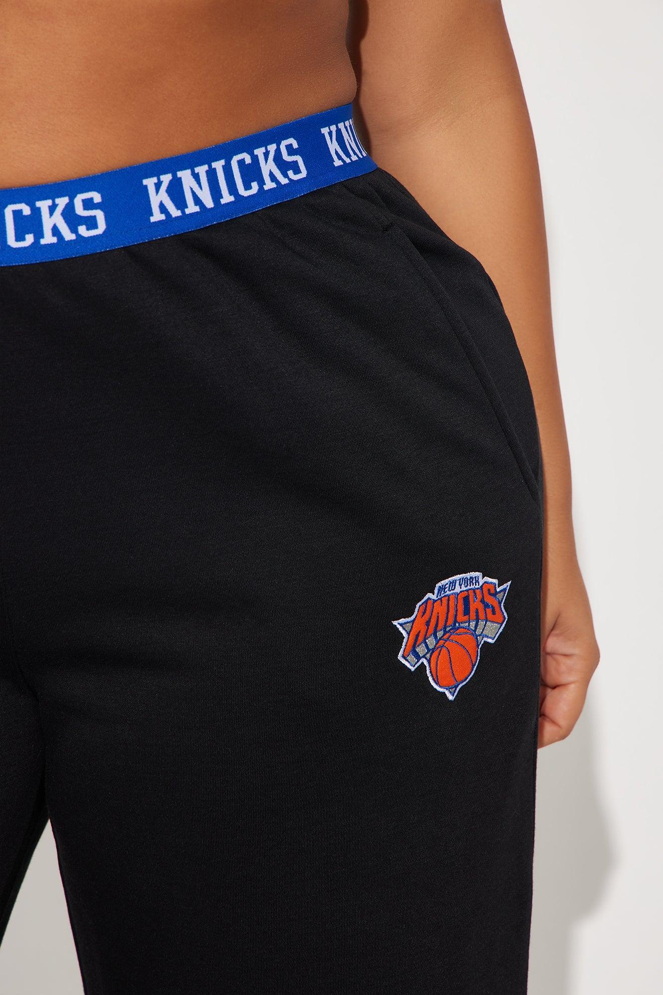 Knicks Free Throw Wide Leg Pant - Black Product Image