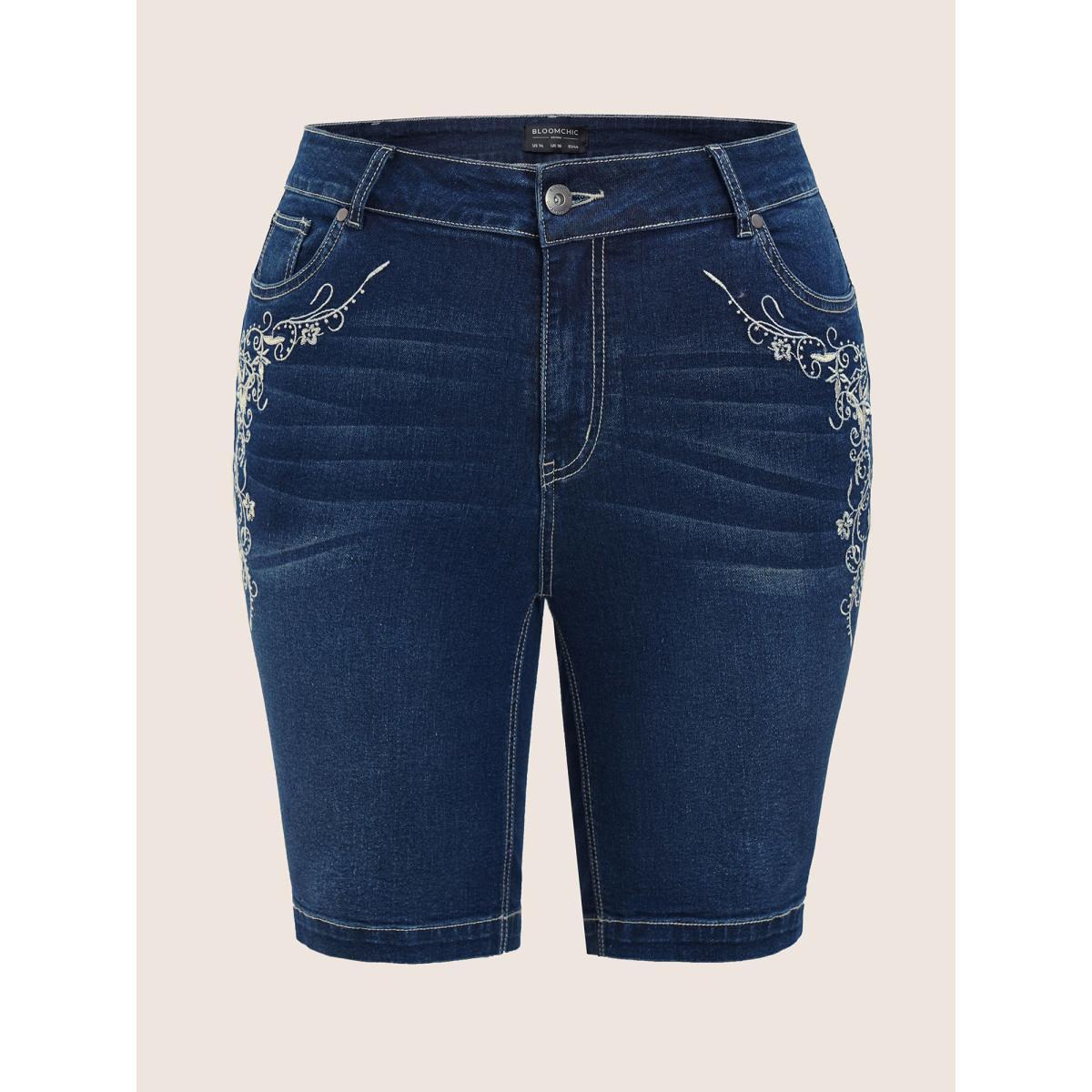 Plus Size Medium Wash Floral Embroidered Denim Shorts Women DarkBlue Embroidered High stretch Everyday Slanted pocket Elegant Denim Shorts BloomChic 18/2X Product Image
