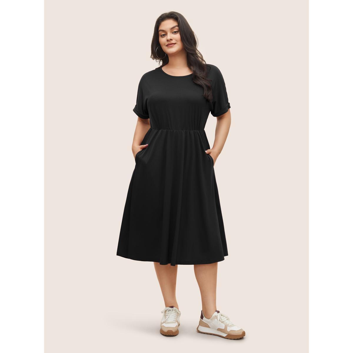 Plus Size Supersoft Essentials Solid Pocket Cuffed Sleeve Dress Black Women Basics Non Round Neck Short sleeve Curvy Midi Dress BloomChic 10/M Product Image