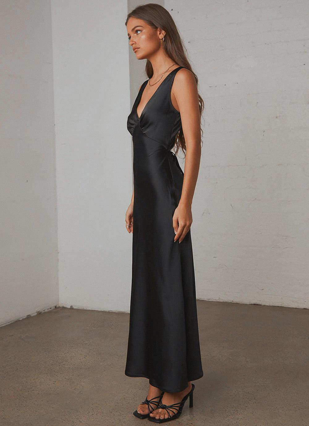 Loren Midi Dress - Black Product Image