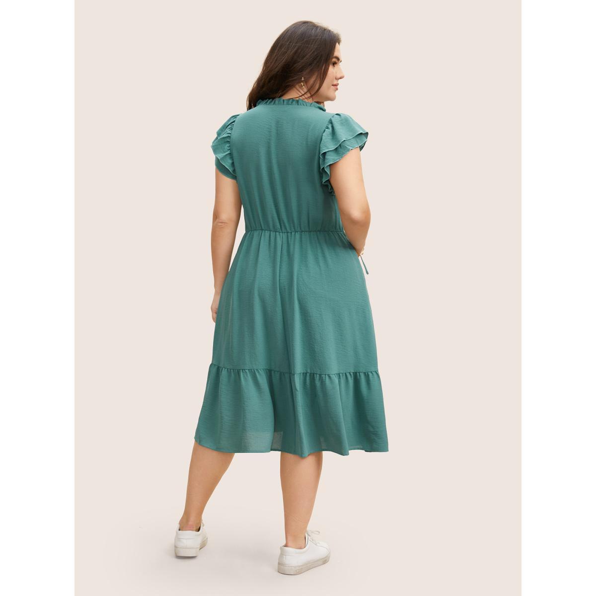 Plus Size Solid Tiered Ruffles Tie Knot Midi Dress Emerald Women Casual Tie knot Notched collar Cap Sleeve Curvy BloomChic 14-16/1X Product Image
