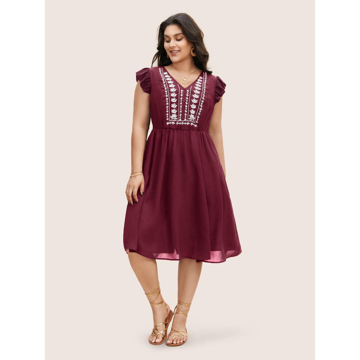 Plus Size Floral Embroidered V Neck Ruffle Cap Sleeve Dress RedViolet Women Resort Embroidered V-neck Cap Sleeve Curvy BloomChic 22-24/3X Product Image