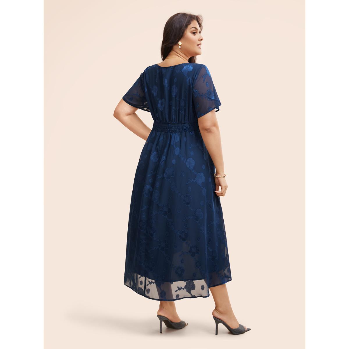 Plus Size Heart Neck Floral Mesh Textured Dress DarkBlue Women Elegant Texture Heart neckline Short sleeve Curvy BloomChic 30/6X Product Image