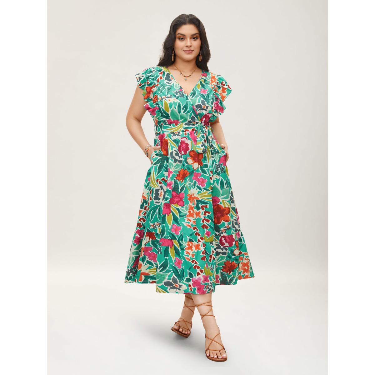 Plus Size Floral Wrap Patchwork Ruffle Cap Sleeve Dress Emerald Women Resort Belted V-neck Cap Sleeve Curvy BloomChic 10/M Product Image