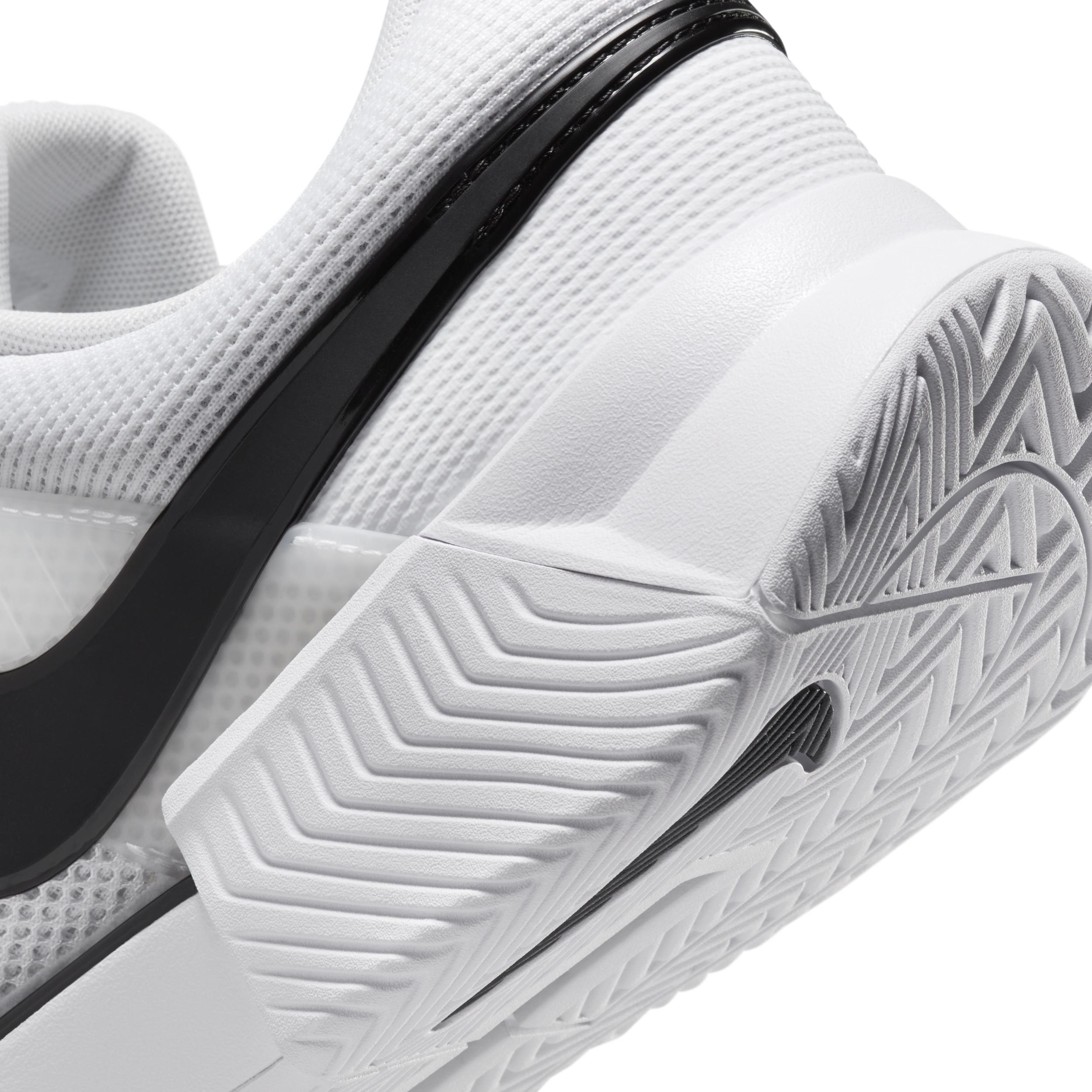 Nike Zoom GP Challenge 1 Men's Hard Court Tennis Shoes Product Image