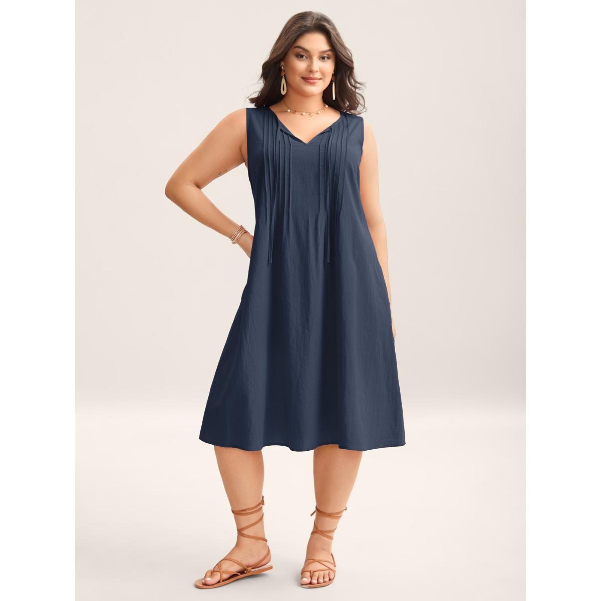 Plus Size Cotton Toothpick Pleat Plain Midi Dress DarkBlue Women Notched collar Sleeveless Curvy BloomChic 14-16/1X Product Image