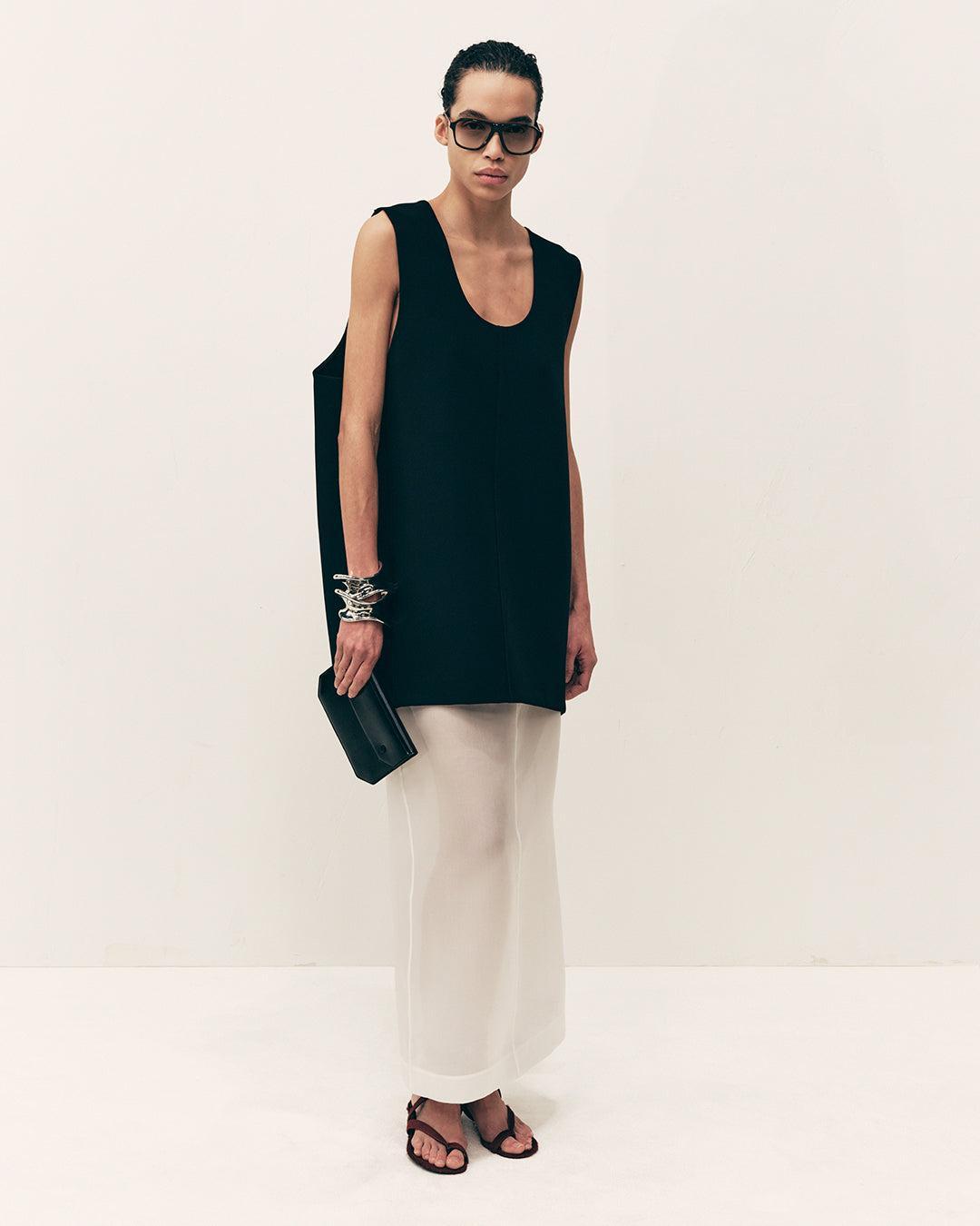 Nyona Dress in Black Product Image