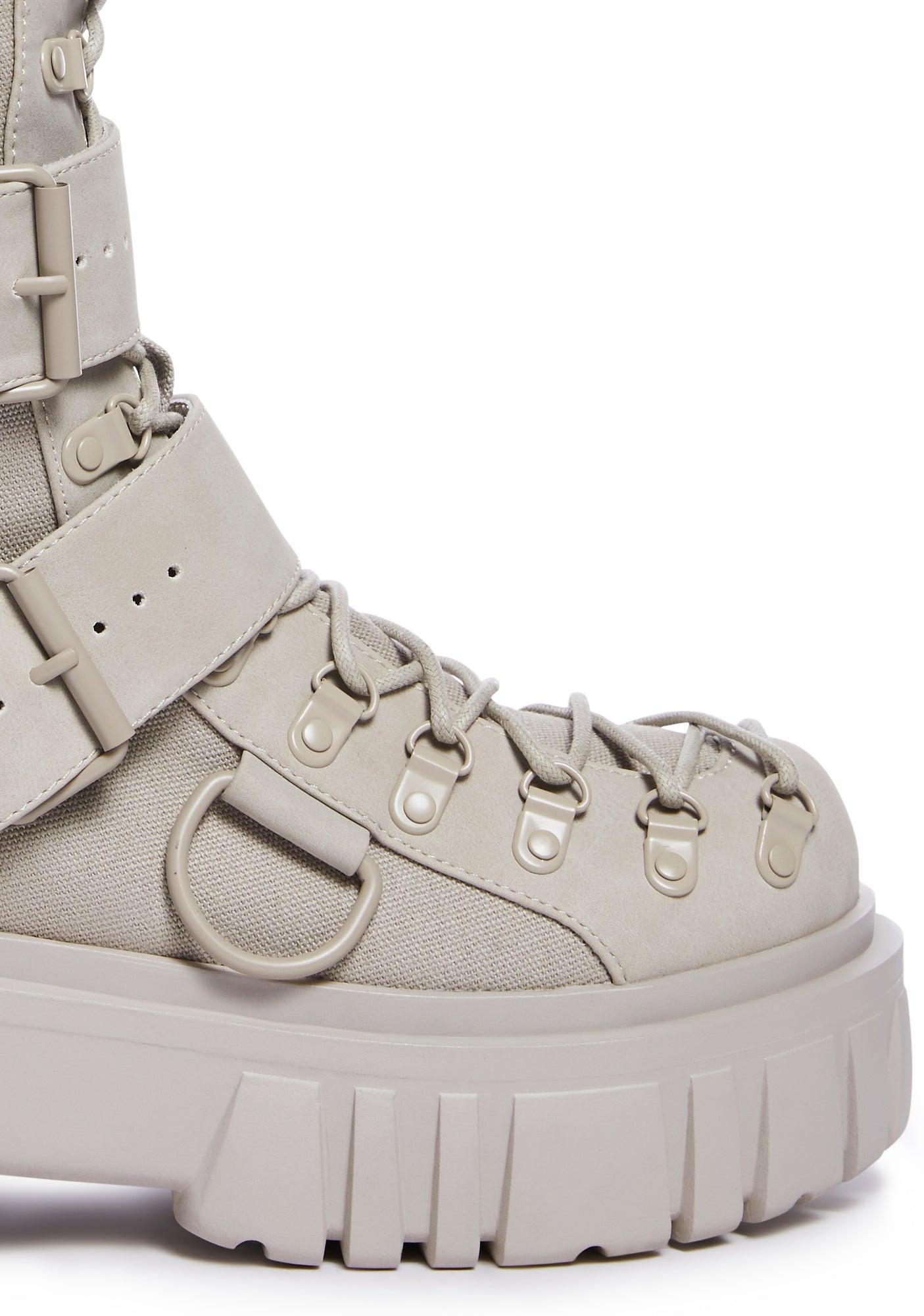 Low Traitor Boots - Light Gray Product Image