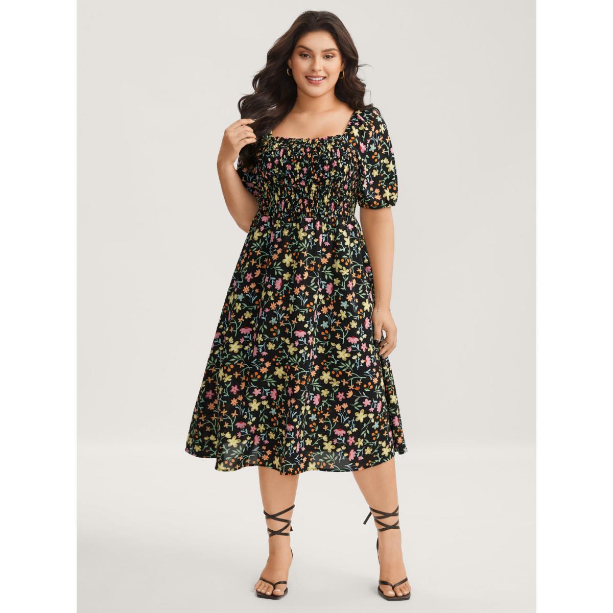 Plus Size Floral Print Shirred Pockets Midi Dress Black Women Square Neck Short sleeve Curvy BloomChic 18-20/2X Product Image