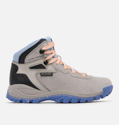 Columbia Newton Ridge BC (Ti Titanium/Sage Leaf) Women's Shoes Product Image