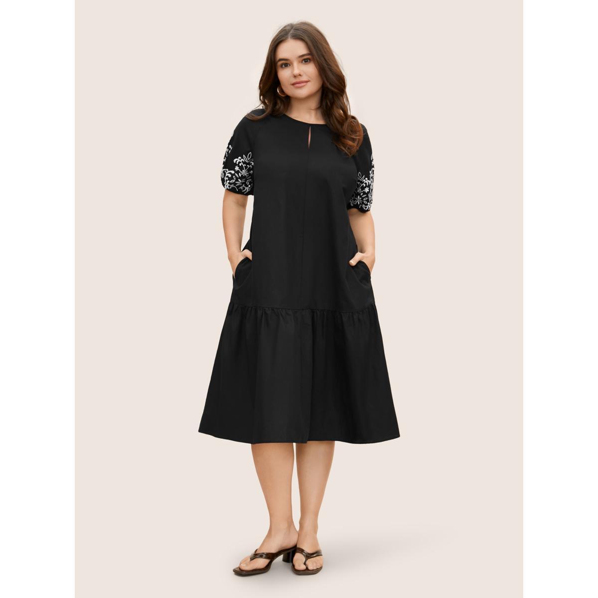 Plus Size Floral Embroidered Keyhole Lantern Sleeve Dress Black Women Casual Gathered Round Neck Half Sleeve Curvy BloomChic 26/4X Product Image