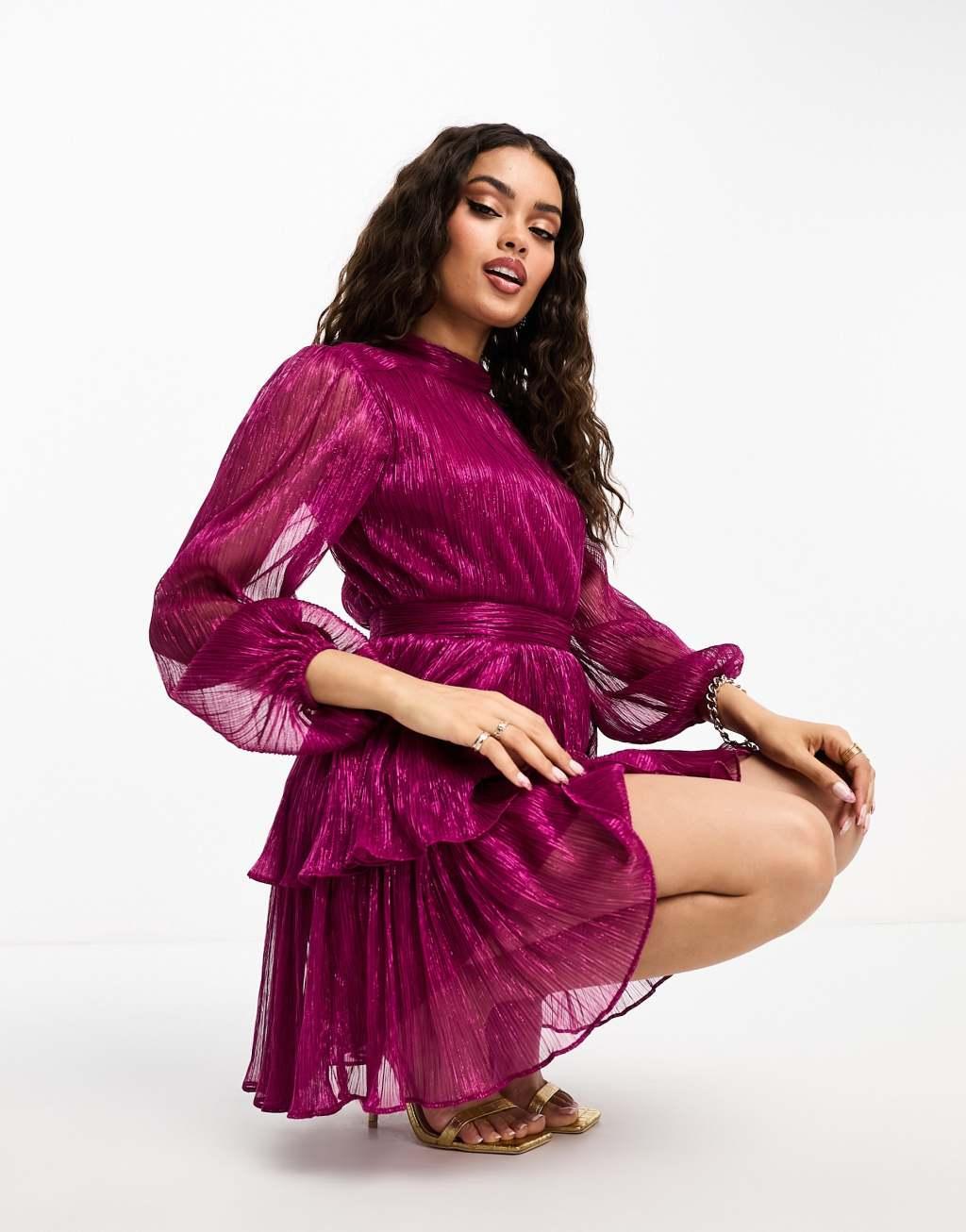 Ever New Petite tiered metallic plisse mini dress Product Image