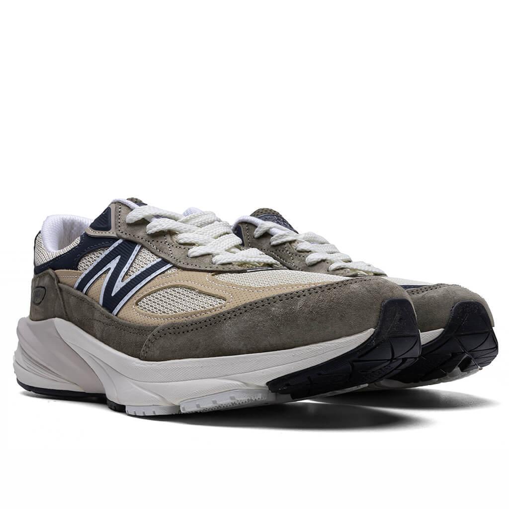 Made in USA 990v6 - Dark Camo/Incense/Natural Indigo Male Product Image