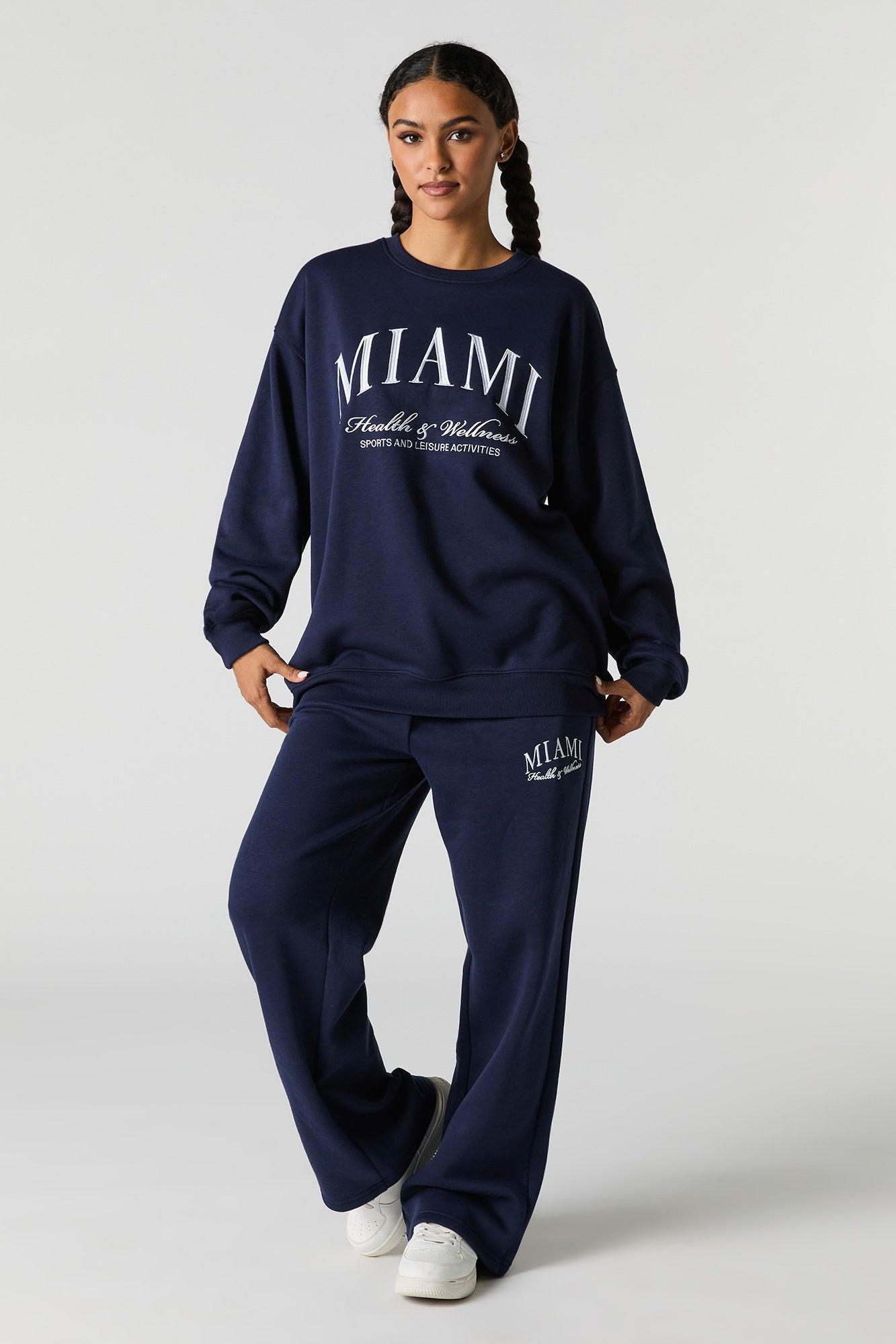 Graphic Fleece Wide Leg Sweatpant Female Product Image
