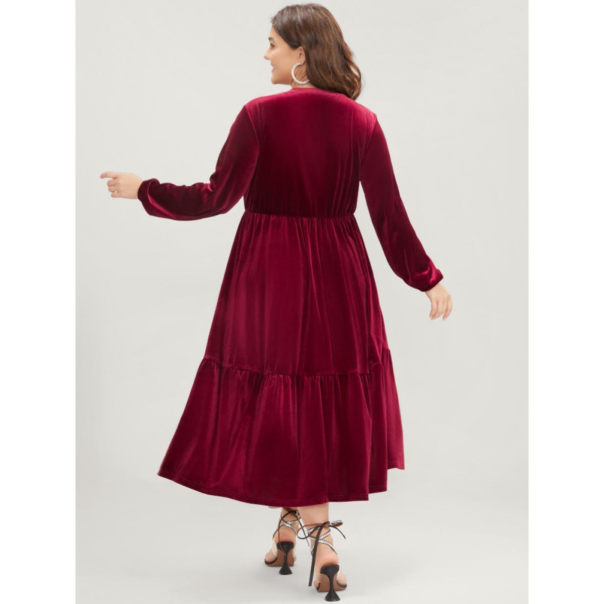 Plus Size Solid Pocket Lantern Sleeve Velvet Flutter Dress Burgundy Women Party Plain Round Neck Long Sleeve Curvy Long Dress BloomChic 26/4X Product Image