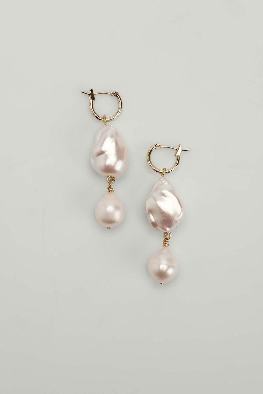Hanging Big Pearl Earrings Product Image