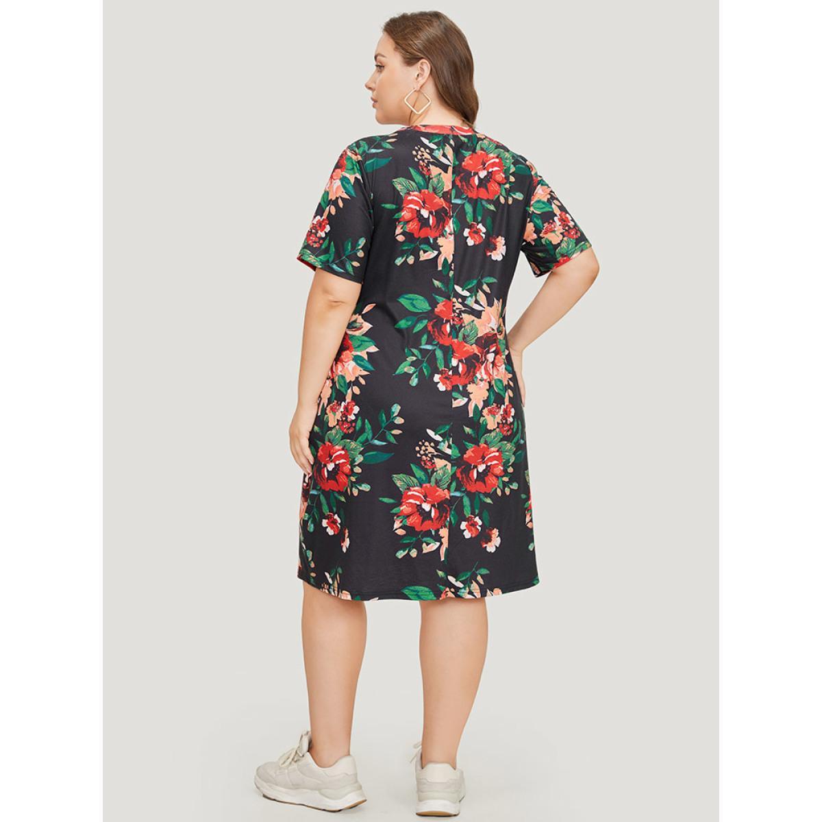 Plus Size Floral Print Pocket Midi Dress Black Women Casual Pocket Round Neck Short sleeve Curvy Midi Dress BloomChic 14-16/1X Product Image