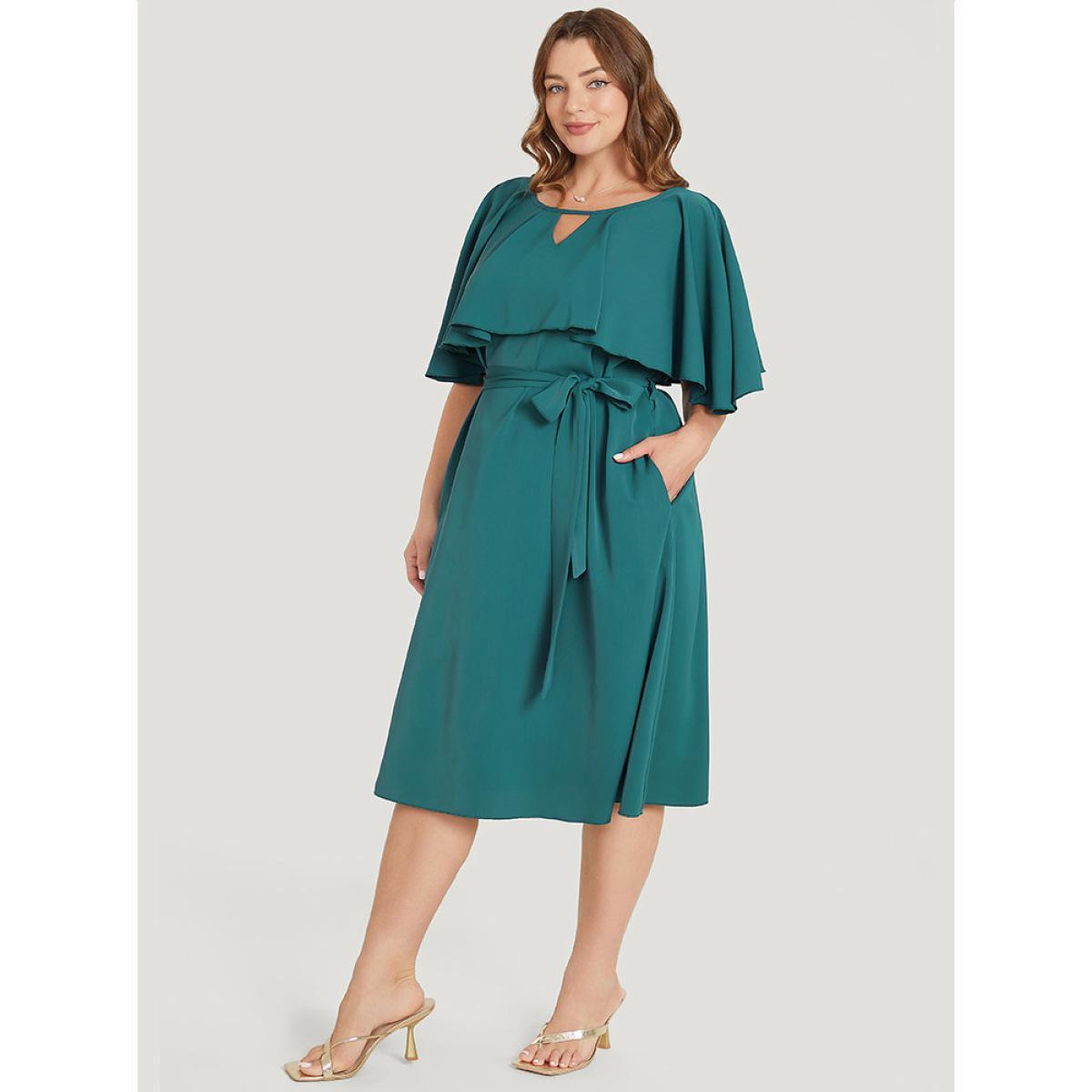 Plus Size Plain Keyhole Pocket Belted Ruffles Dress Emerald Women Elegant Belted Keyhole Cut-Out Short sleeve Curvy Midi Dress BloomChic 30/6X Product Image