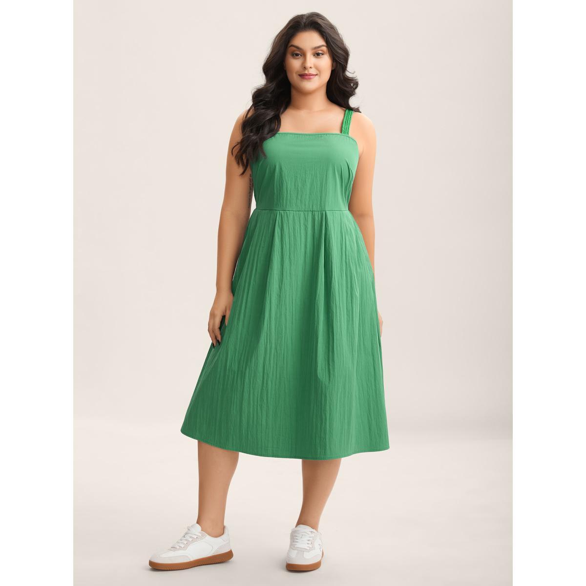 Plus Size Solid Adjustable Straps Pockets Midi Dress Truegreen Women Non Sleeveless Curvy BloomChic 30/6X Product Image