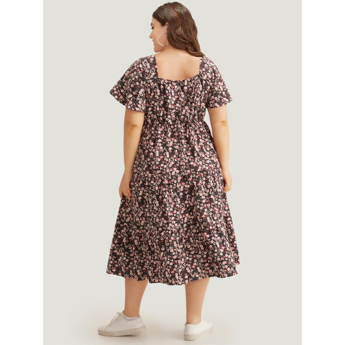 Plus Size Ditsy Floral Pocket Drawstring Ruched Flutter Sleeve Dress Black Women Elegant Printed Square Neck Short sleeve Curvy Midi Dress BloomChic 30/6X Product Image