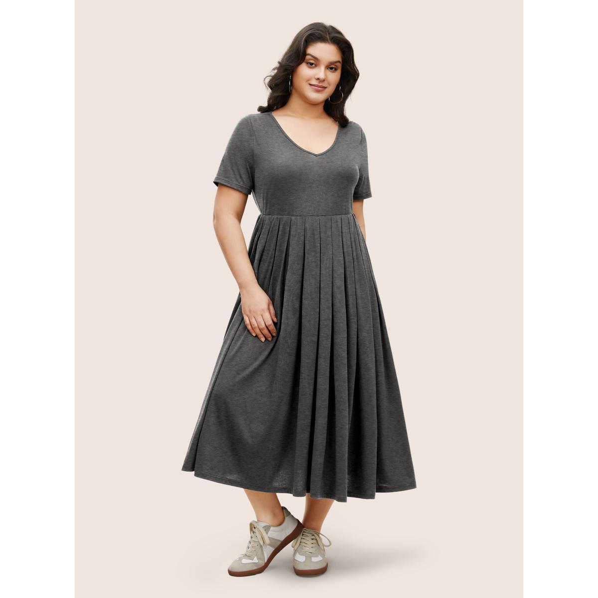 Plus Size Supersoft Essentials Plain Pleated Dress DimGray Women Casual Pleated V-neck Short sleeve Curvy BloomChic 12/L Product Image