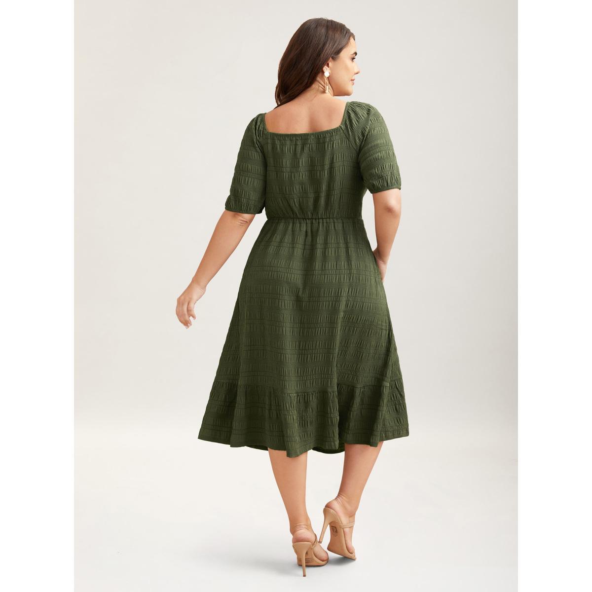 Plus Size Textured Front-Twist Square Neck Midi Dress ArmyGreen Women Elegant Twist V-neck Short sleeve Curvy BloomChic 12/L Product Image