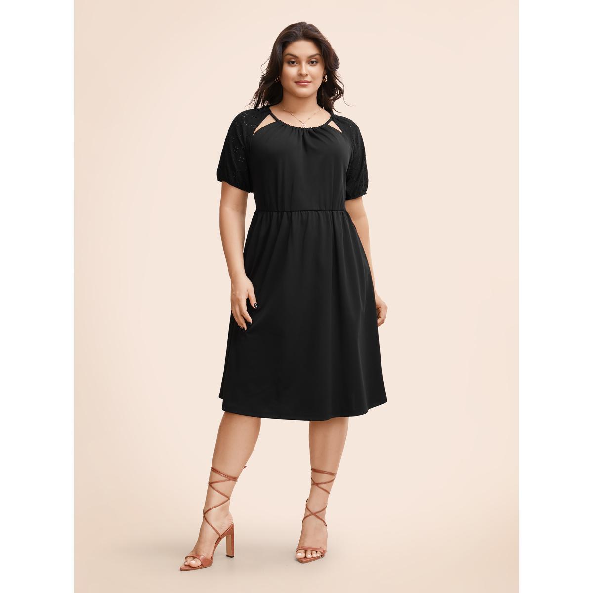 Plus Size Solid Cut Out Gathered Puff Sleeve Dress Black Women Elegant Texture Round Neck Short sleeve Curvy BloomChic 14-16/1X Product Image