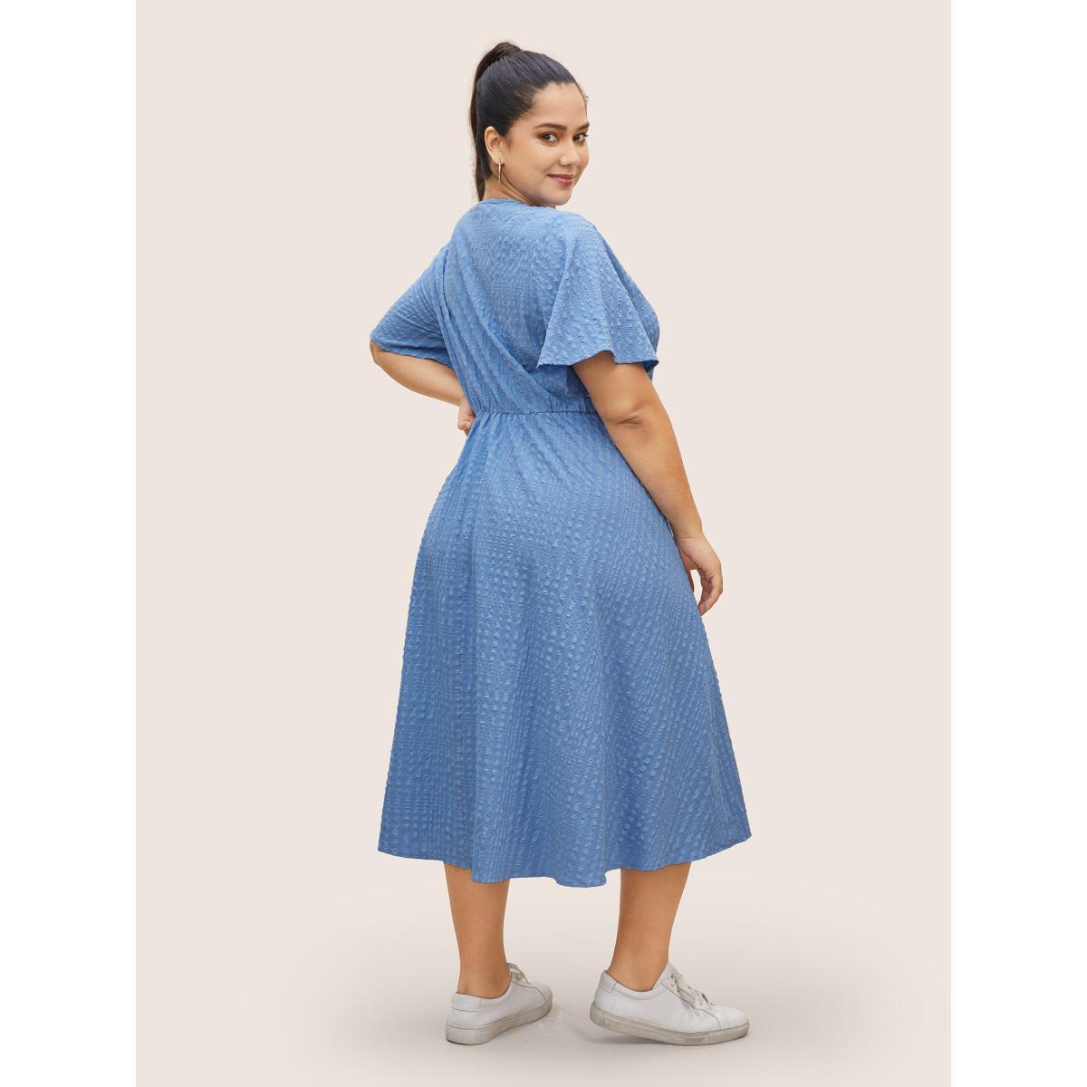 Plus Size Solid Textured Jacquard Pocket Dress Cerulean Women Casual Texture V-neck Short sleeve Curvy BloomChic 30/6X Product Image