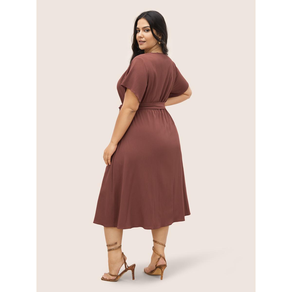 Plus Size Anti-Wrinkle Keyhole Button Detail Belted Dress Maroon Women At the Office Belted Round Neck Short sleeve Curvy Midi Dress BloomChic 30/6X Product Image
