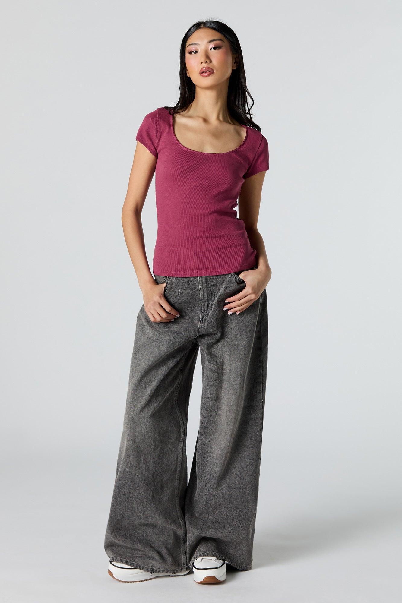 Ribbed Scoop Neck Short Sleeve Top Female Product Image