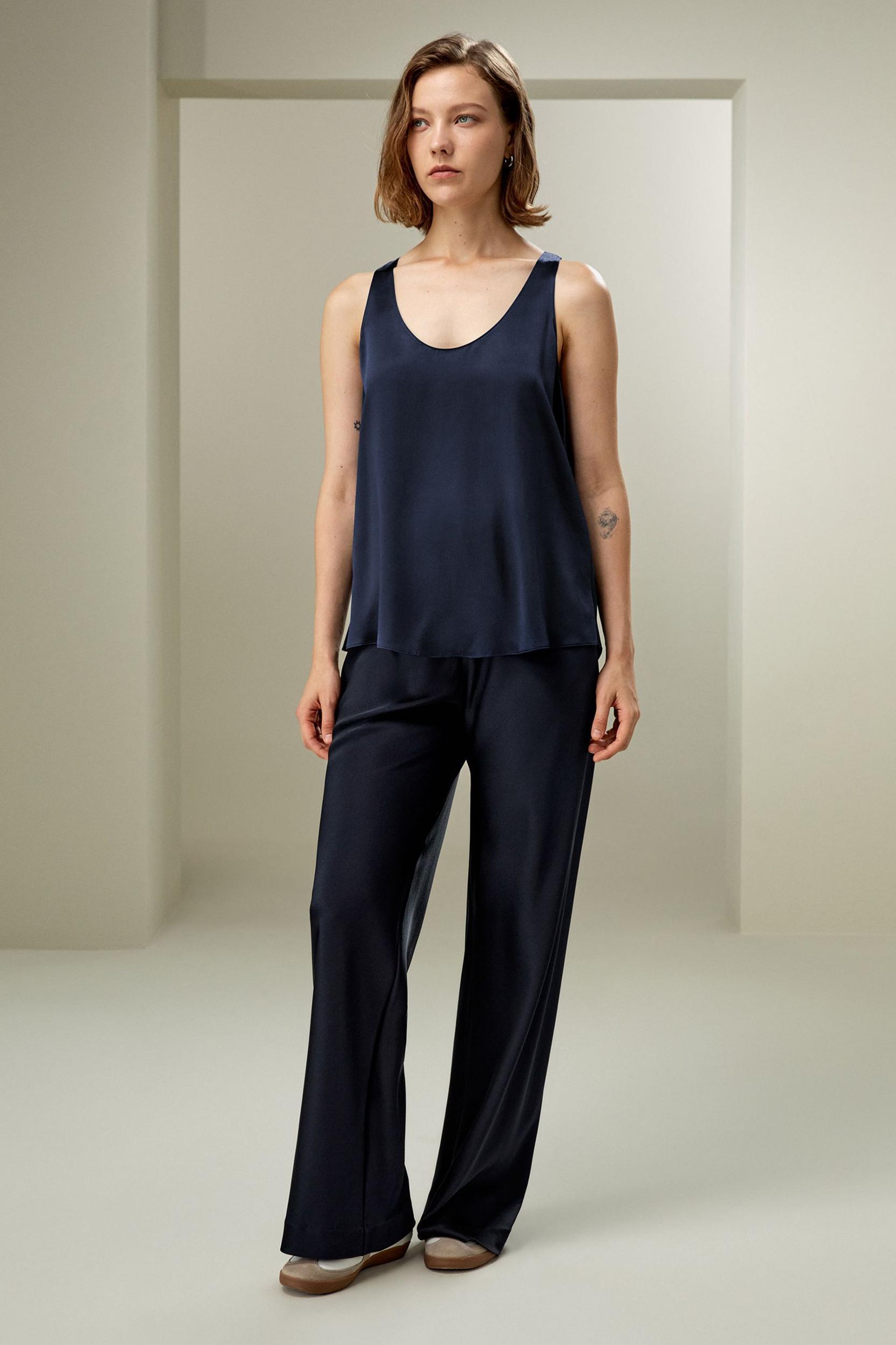 Relaxed Silk U-neck Tank Product Image
