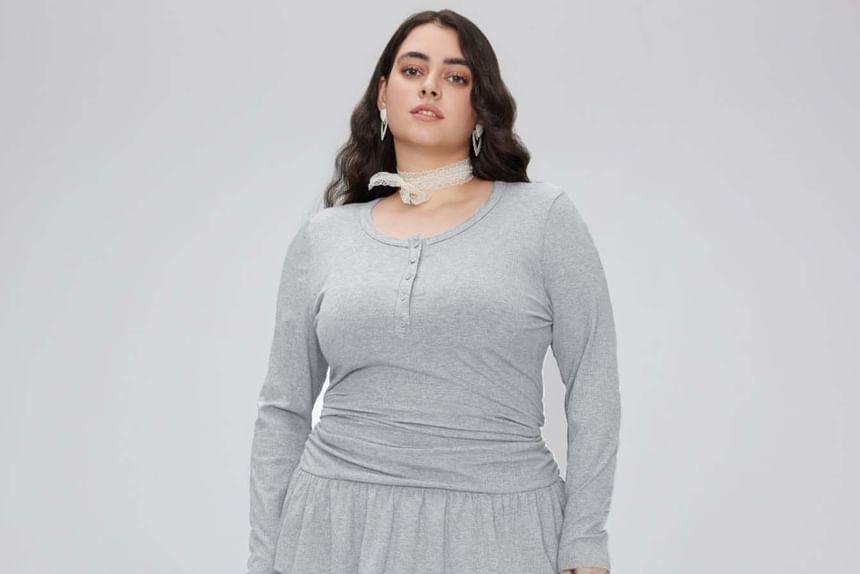Plus Size Long-Sleeve Scoop Neck Henley Melange Tiered Mini A-Line Dress Product Image