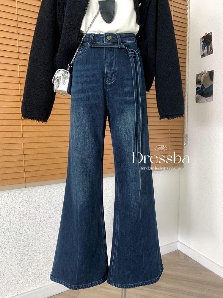 High Rise Washed Fleece-Lined Flared Jeans Product Image