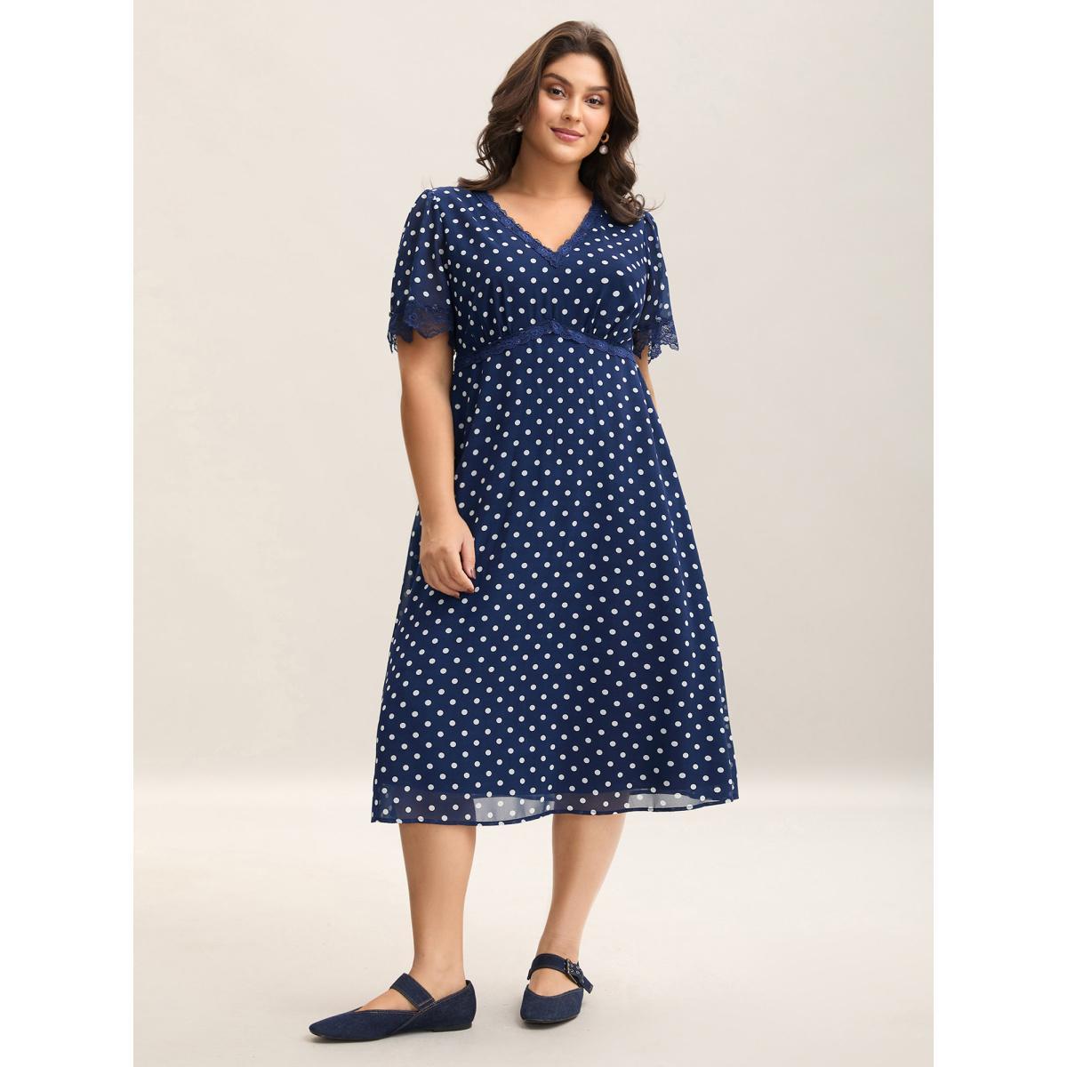 Plus Size Chiffon Polka Dot Print Pockets Midi Dress DarkBlue Women Elegant V-neck Short sleeve Curvy BloomChic 28/5X Product Image
