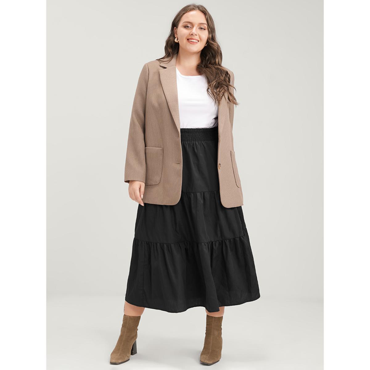 Plus Size Solid Shirred Waist Pocket Ruffle Hem Skirt Women Black Casual Shirred No stretch Pocket Dailywear Skirts BloomChic 26/4X Product Image