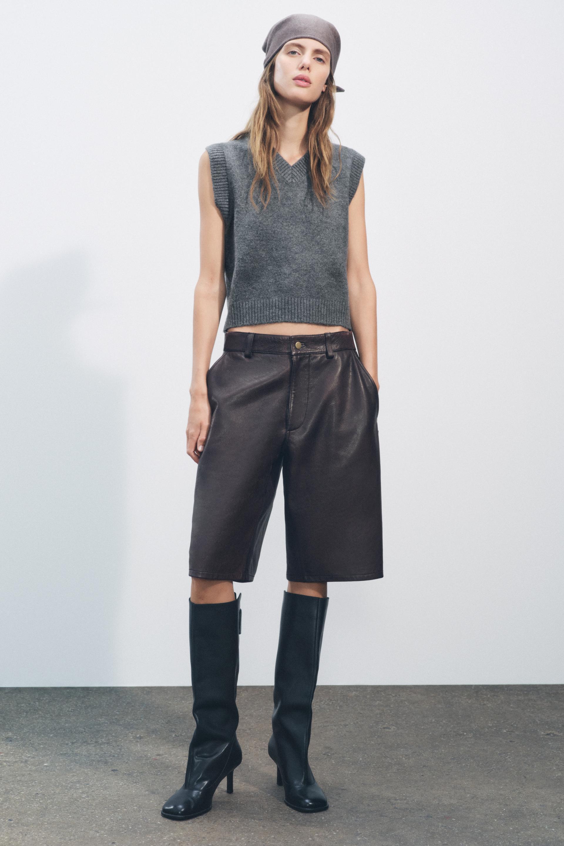 PLAIN KNIT VEST Product Image